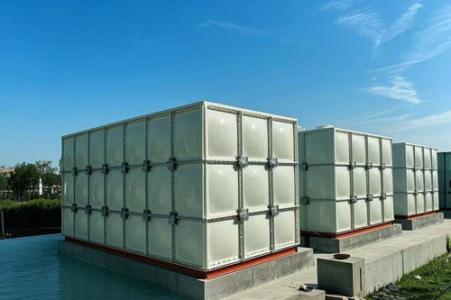 怎樣判斷洛陽玻璃鋼材質(zhì)保溫水箱需要清洗?